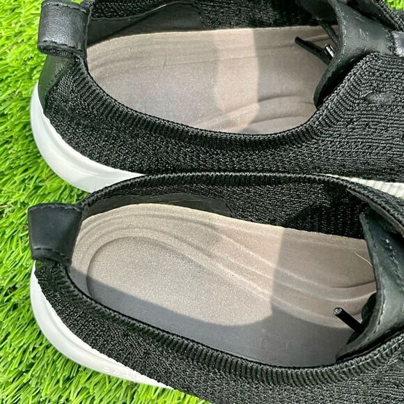 Cole Haan Zero Grand Wingtip Mesh Oxfords. Black. 7.5B - Picture 7 of 9